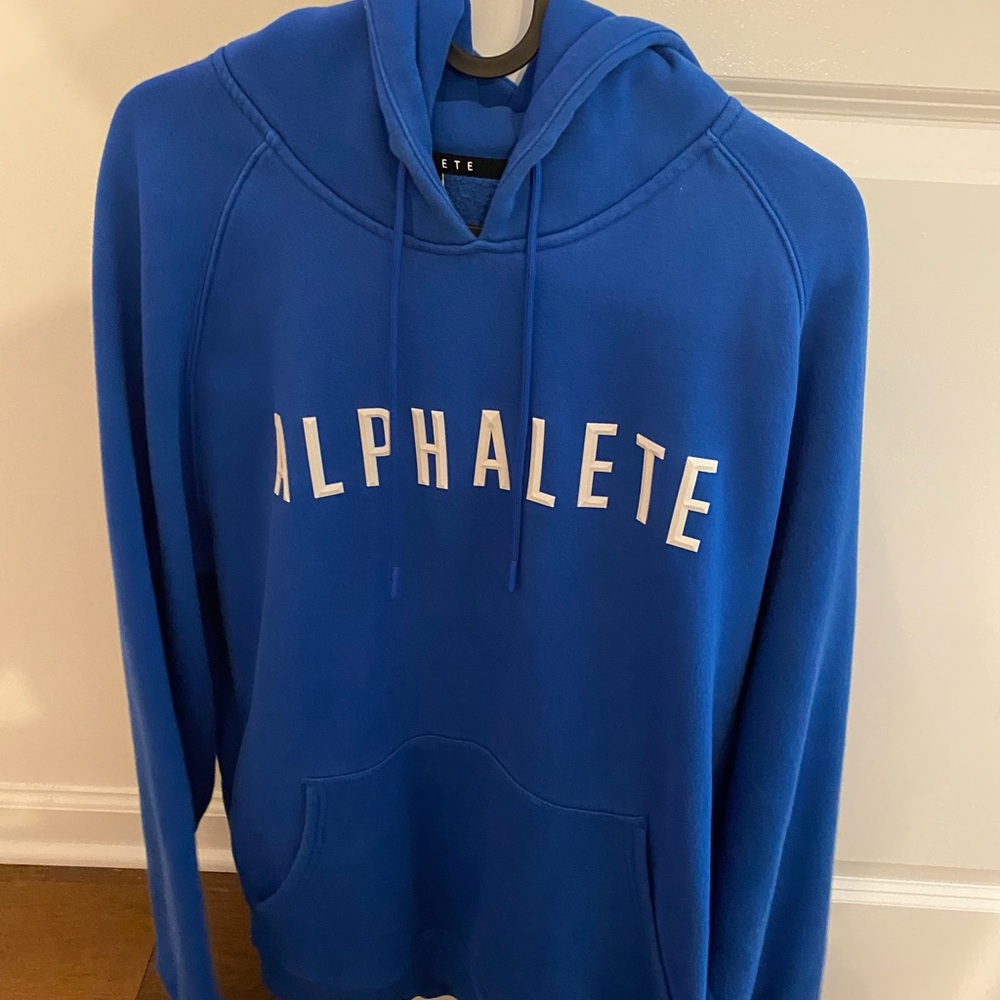 Alphalete Hoodie size Large